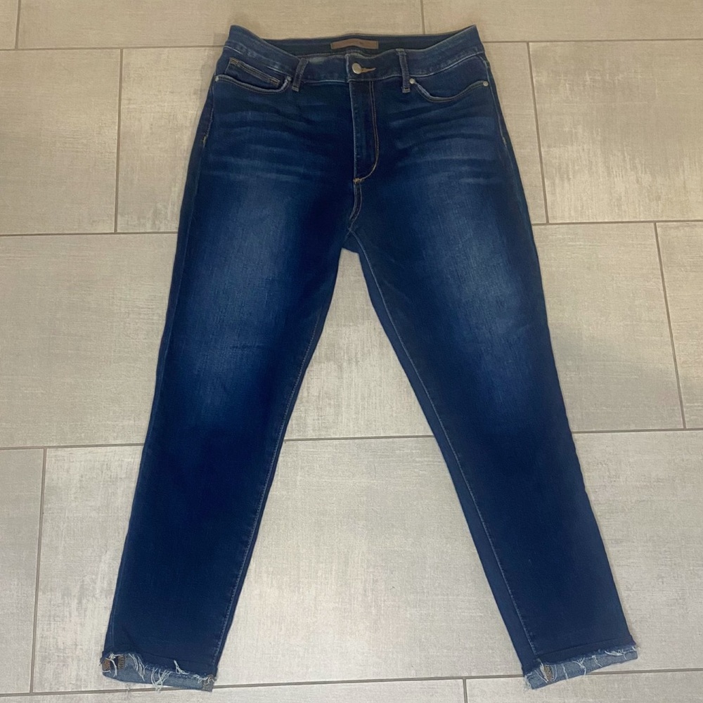 Women cropped Joe Jeans Size 30
